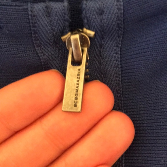 BCBG MAXAZRIA TIGHT MINIDRESS - Picture 6 of 6